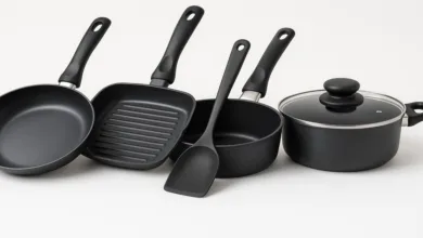 7 erros que estão acabando com suas panelas antiaderentes (e como evitar cada um deles)